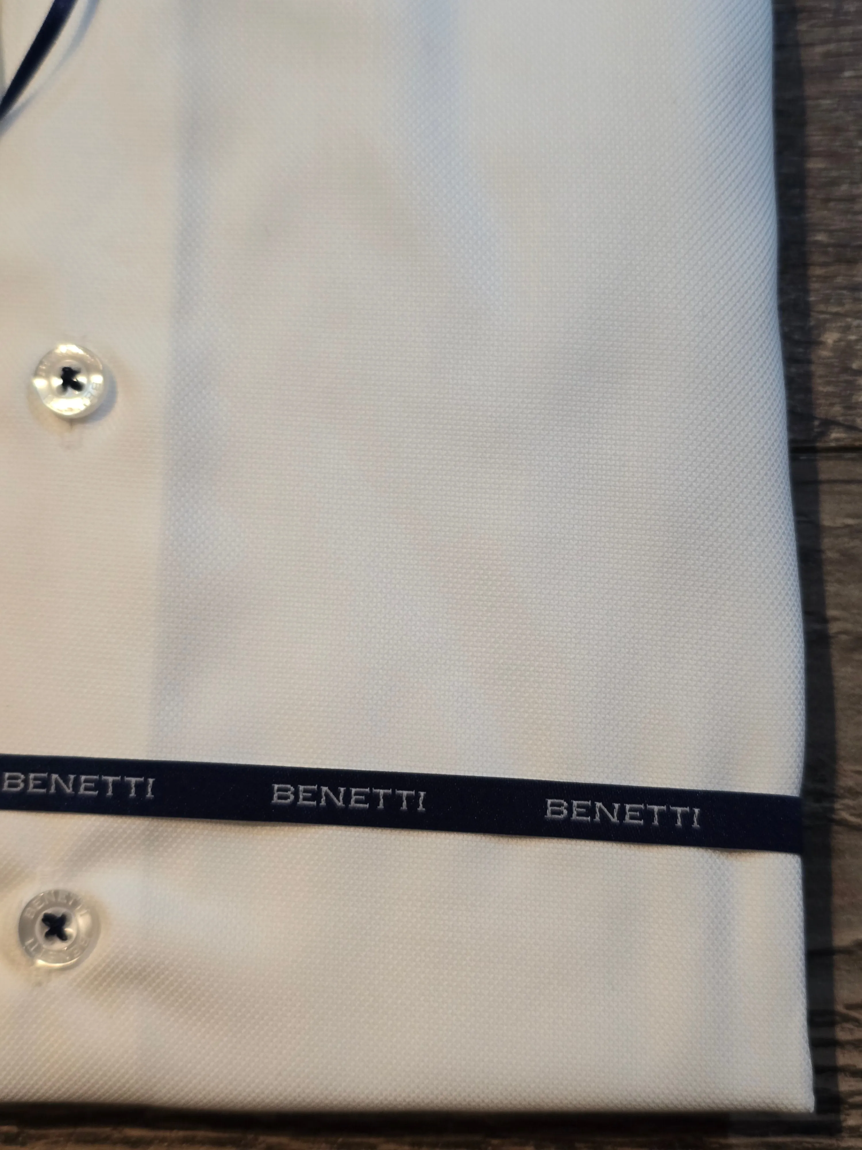 Benetti Tapered Fit formal Shirts