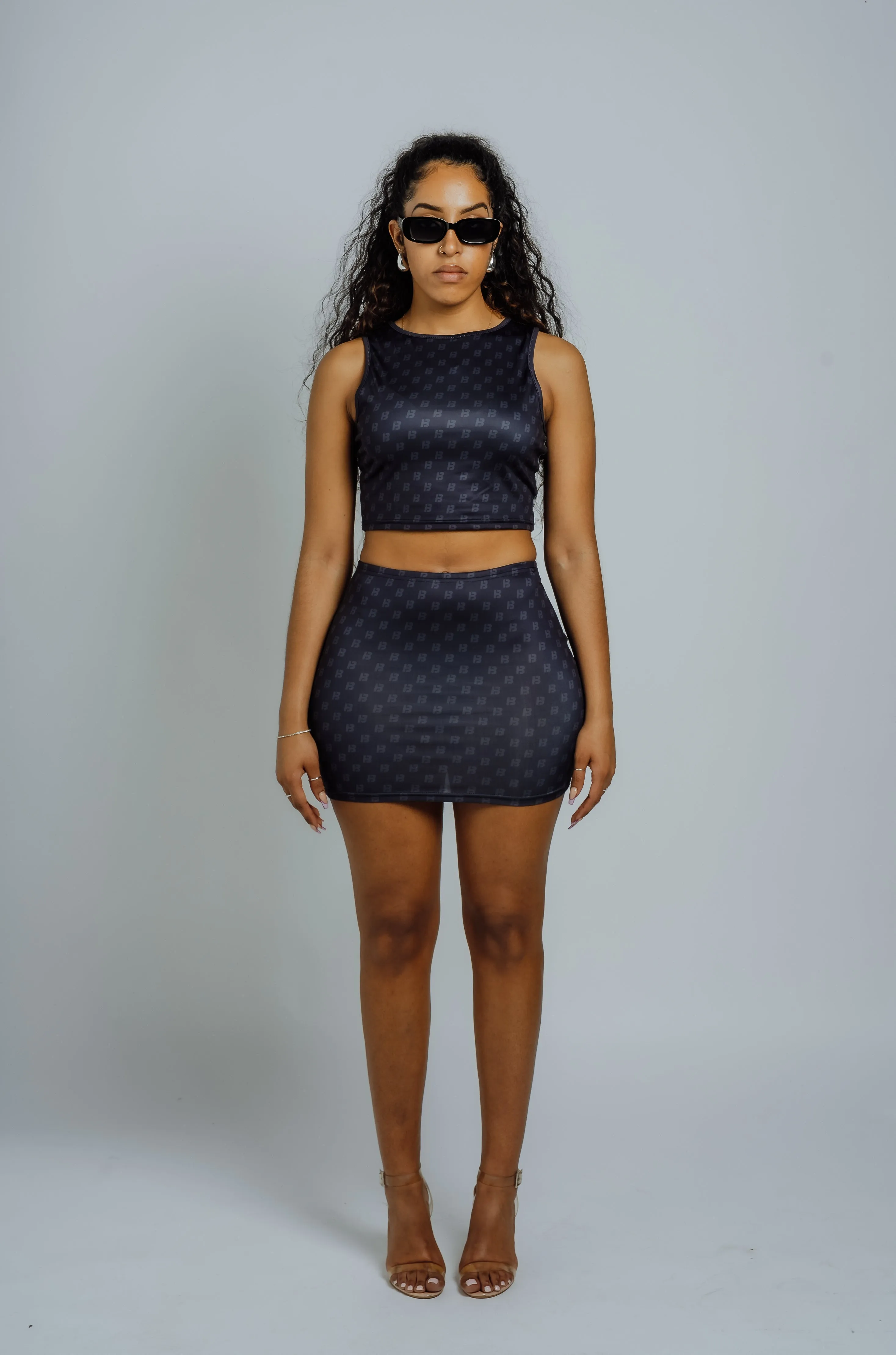 black mini skirt “ B “monogram