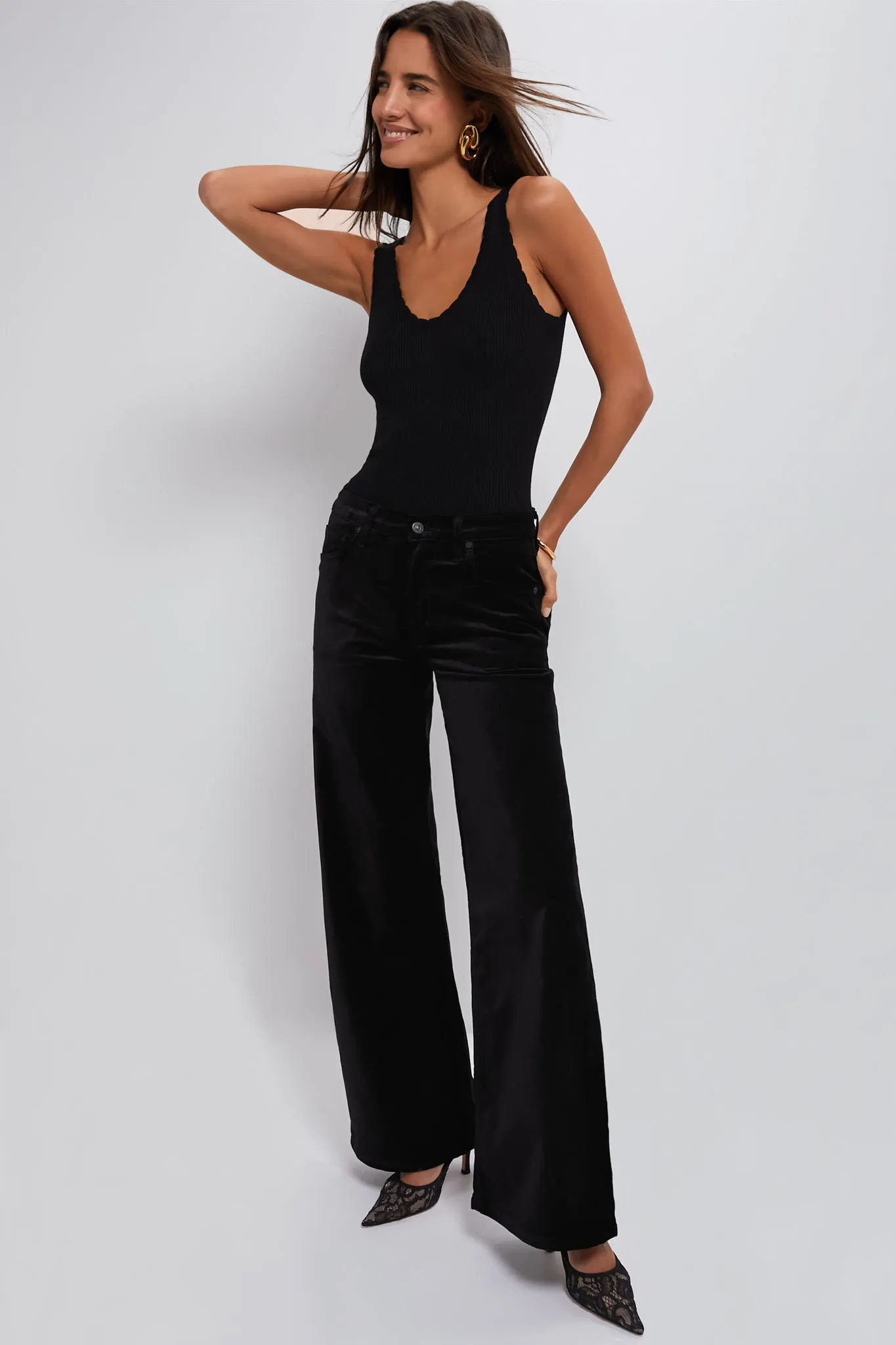 Black Scalloped Rib Heidi Knit Tank