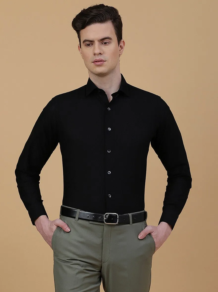 Black Solid Slim Fit Formal Shirt | Metal