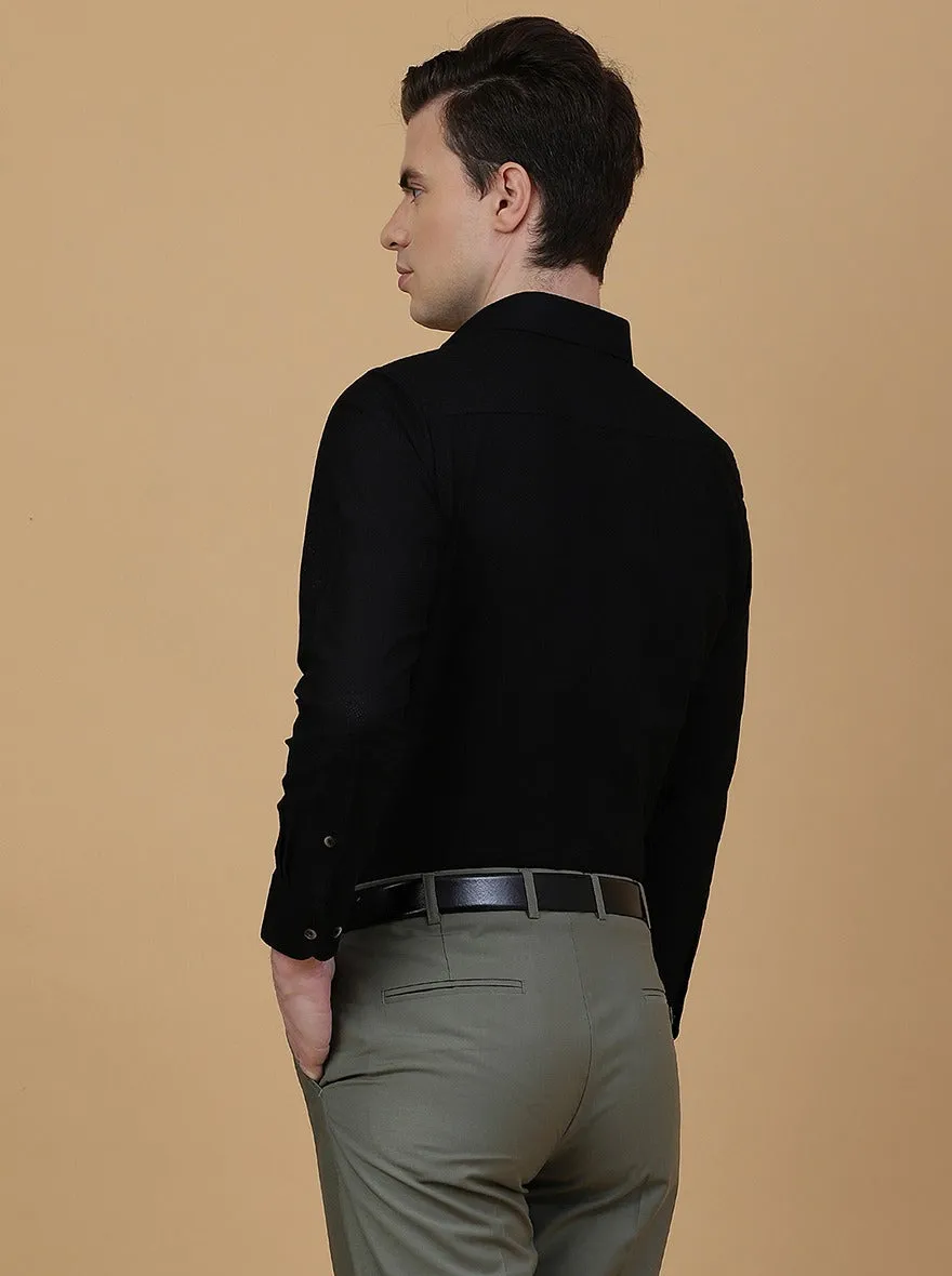 Black Solid Slim Fit Formal Shirt | Metal