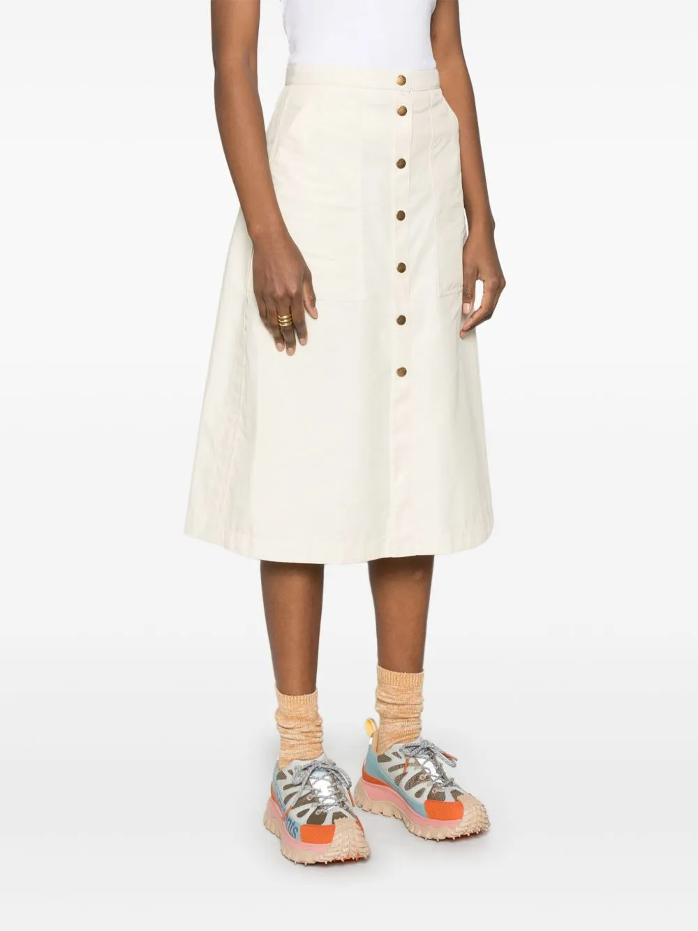 Buttoned midi skirt