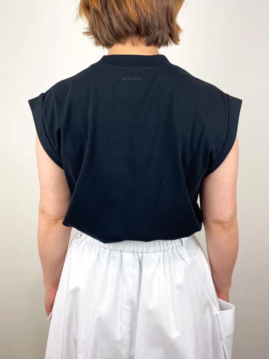 Caspen Tee in Black