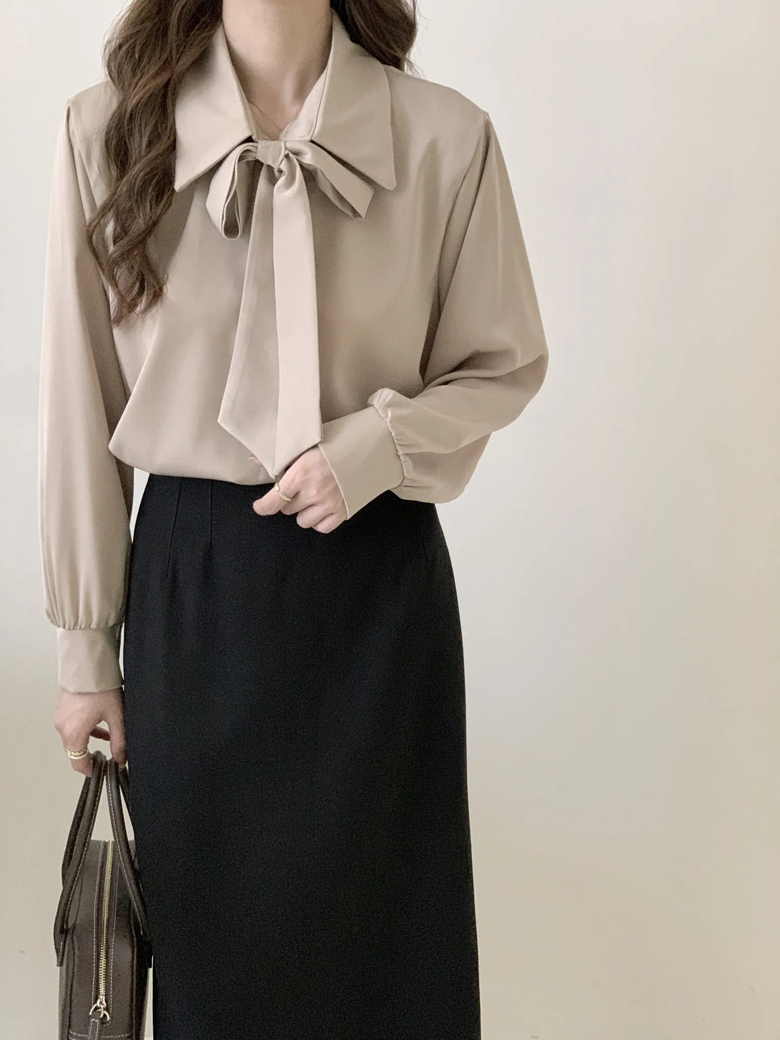 Chic Solid Satin Dress Shirt Featuring a Unique Bow Tie Neckline