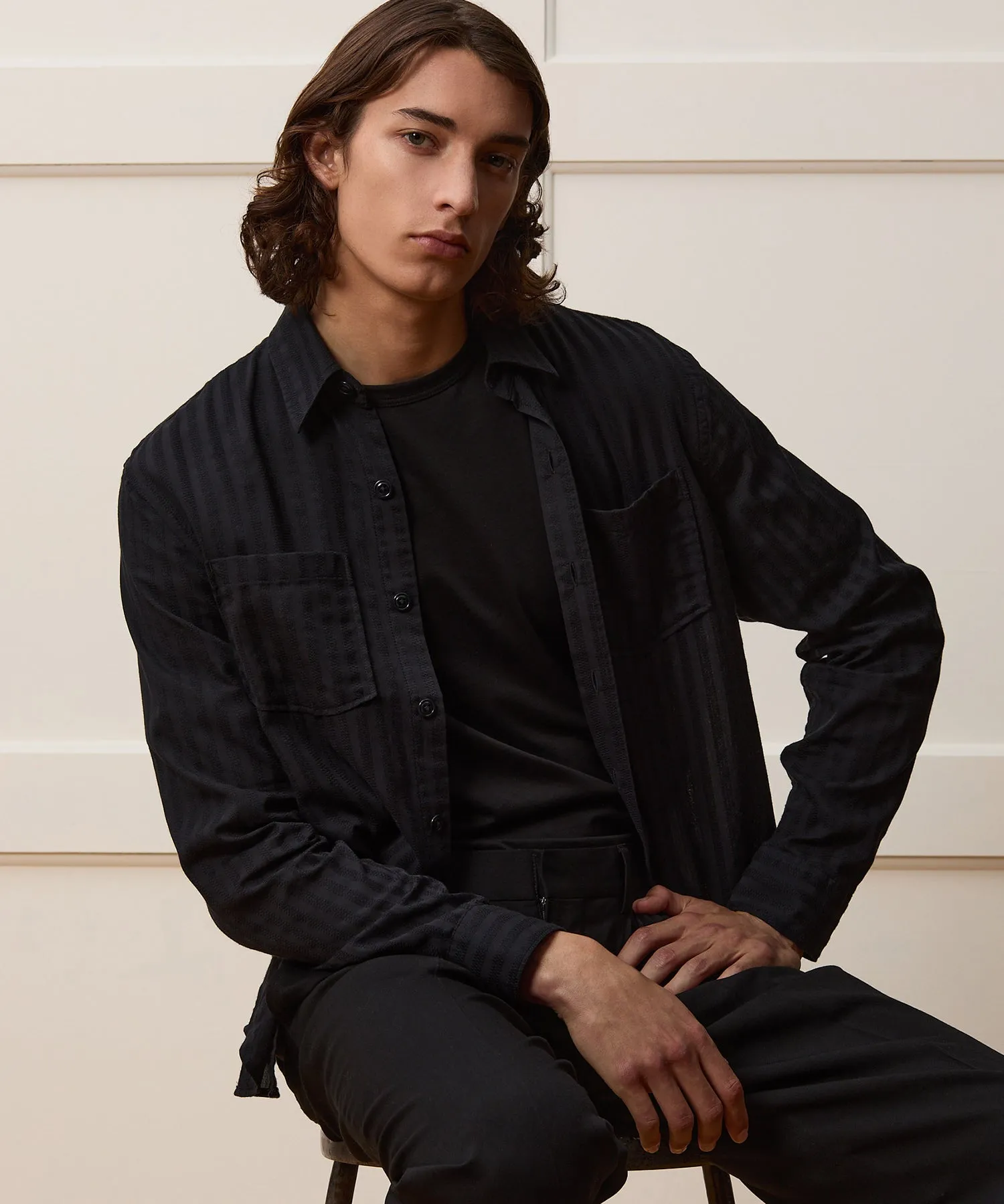 Classic Fit Jacquard Two-Pocket Point Collar Shirt