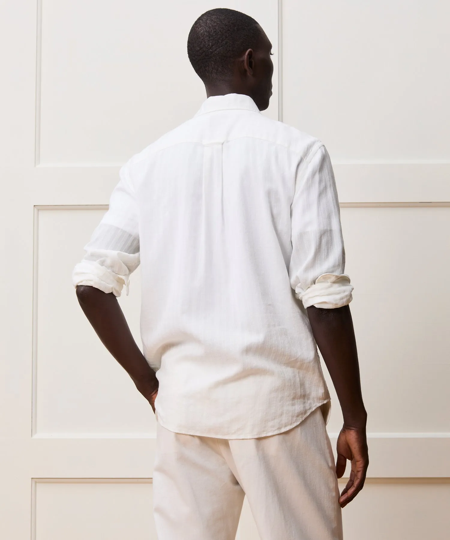 Classic Fit Jacquard Two-Pocket Point Collar Shirt