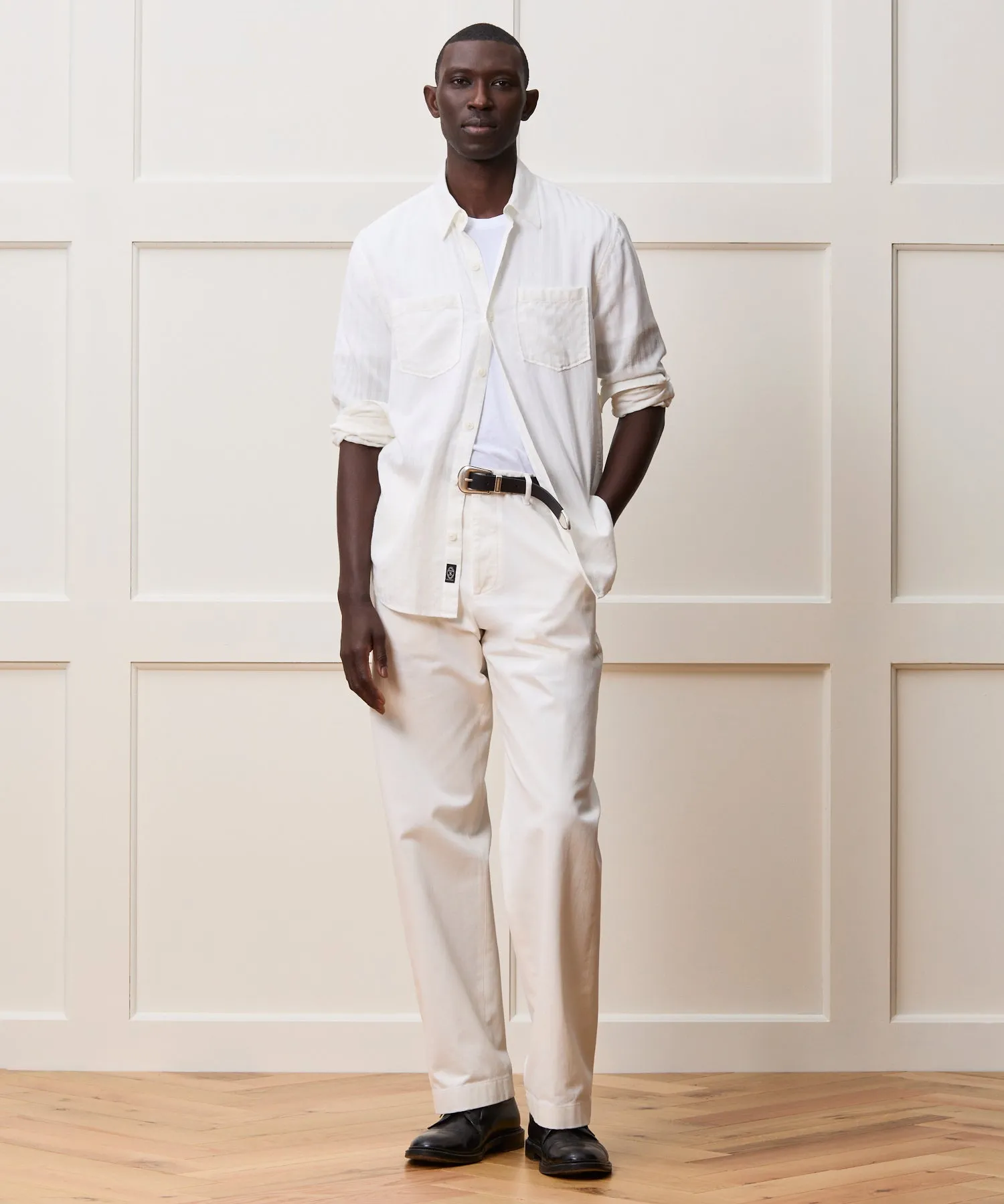 Classic Fit Jacquard Two-Pocket Point Collar Shirt