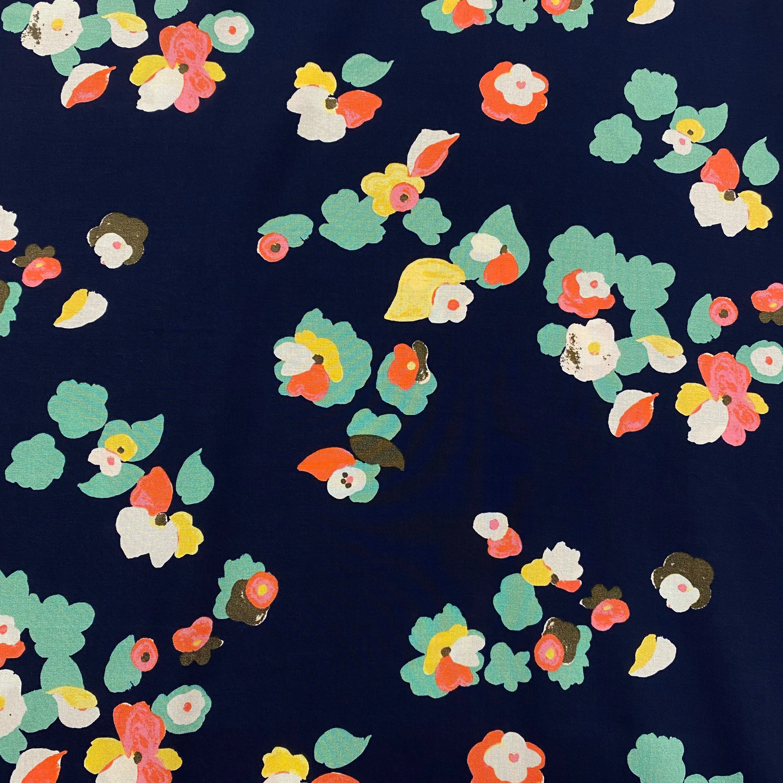 Cluster Blooms Viscose - Navy