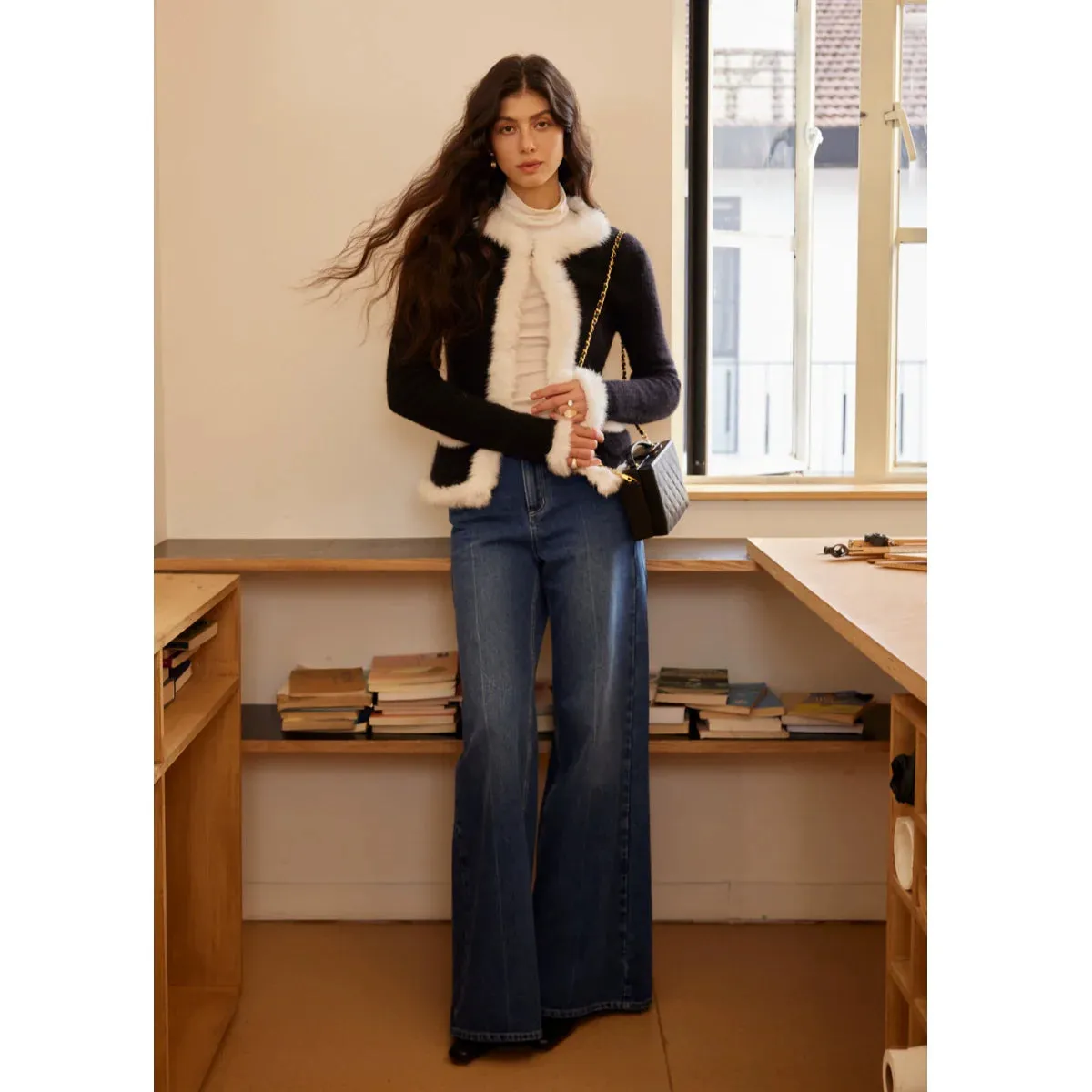 Contrasting Fur Trim Cardigan