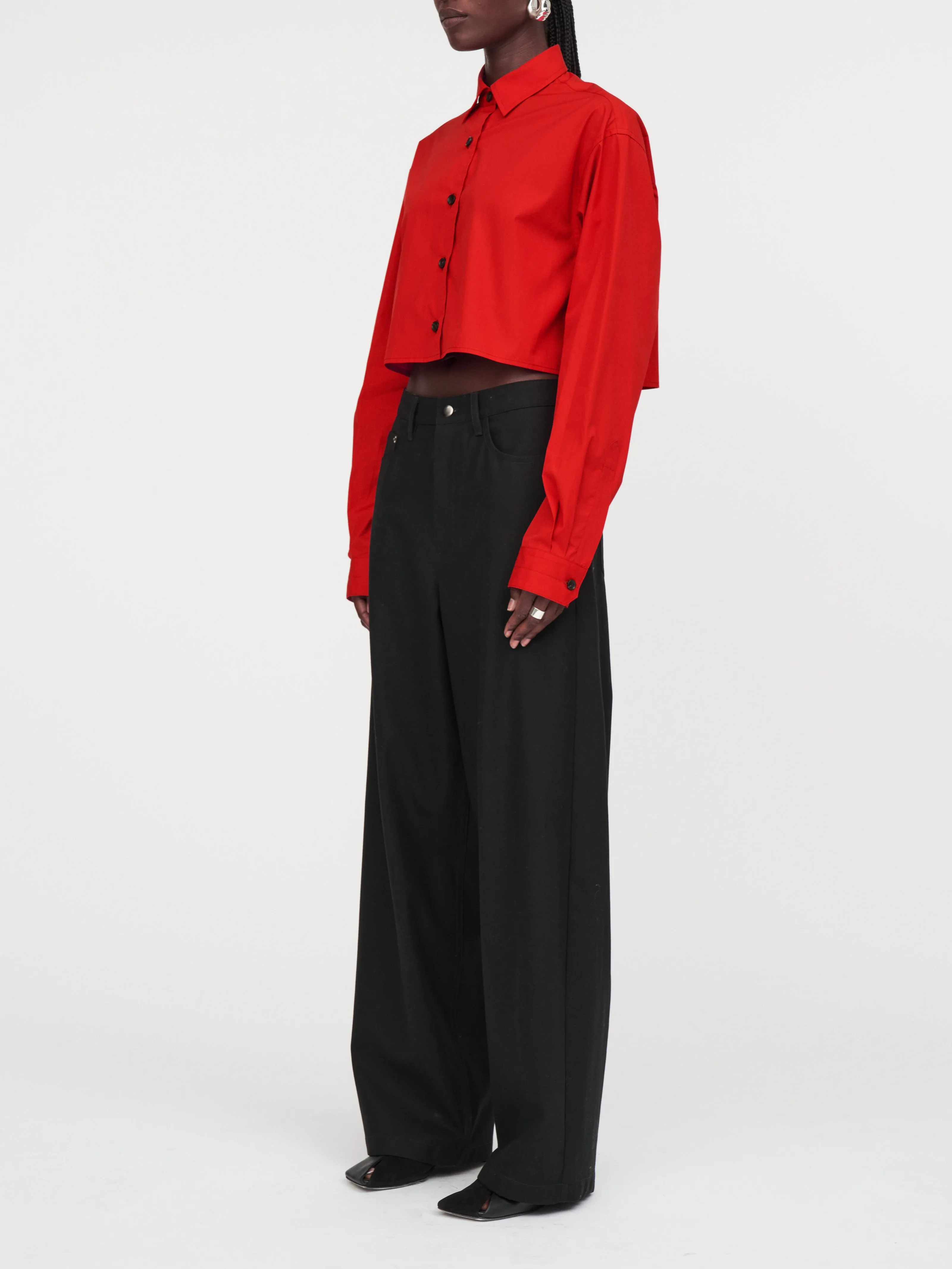Crop Shirt in Red Apple