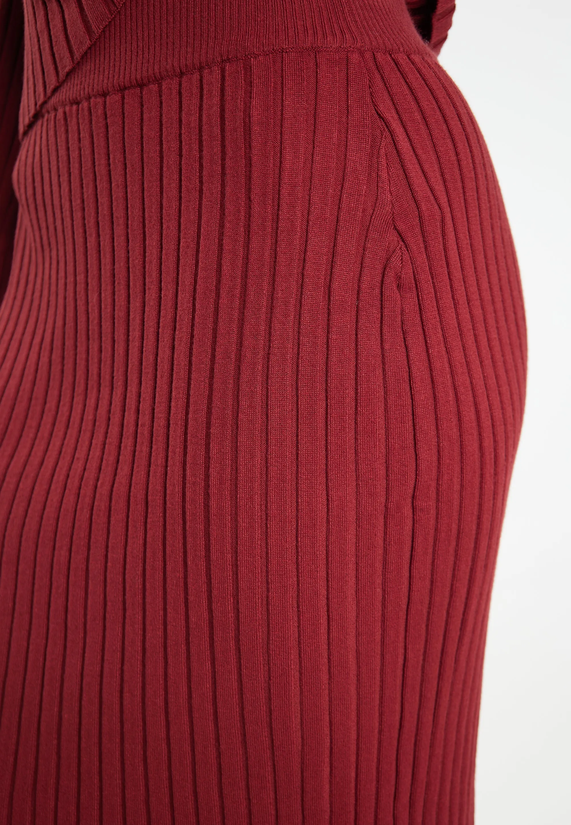 faina Women's Skirt With A Ribbed Knit Look