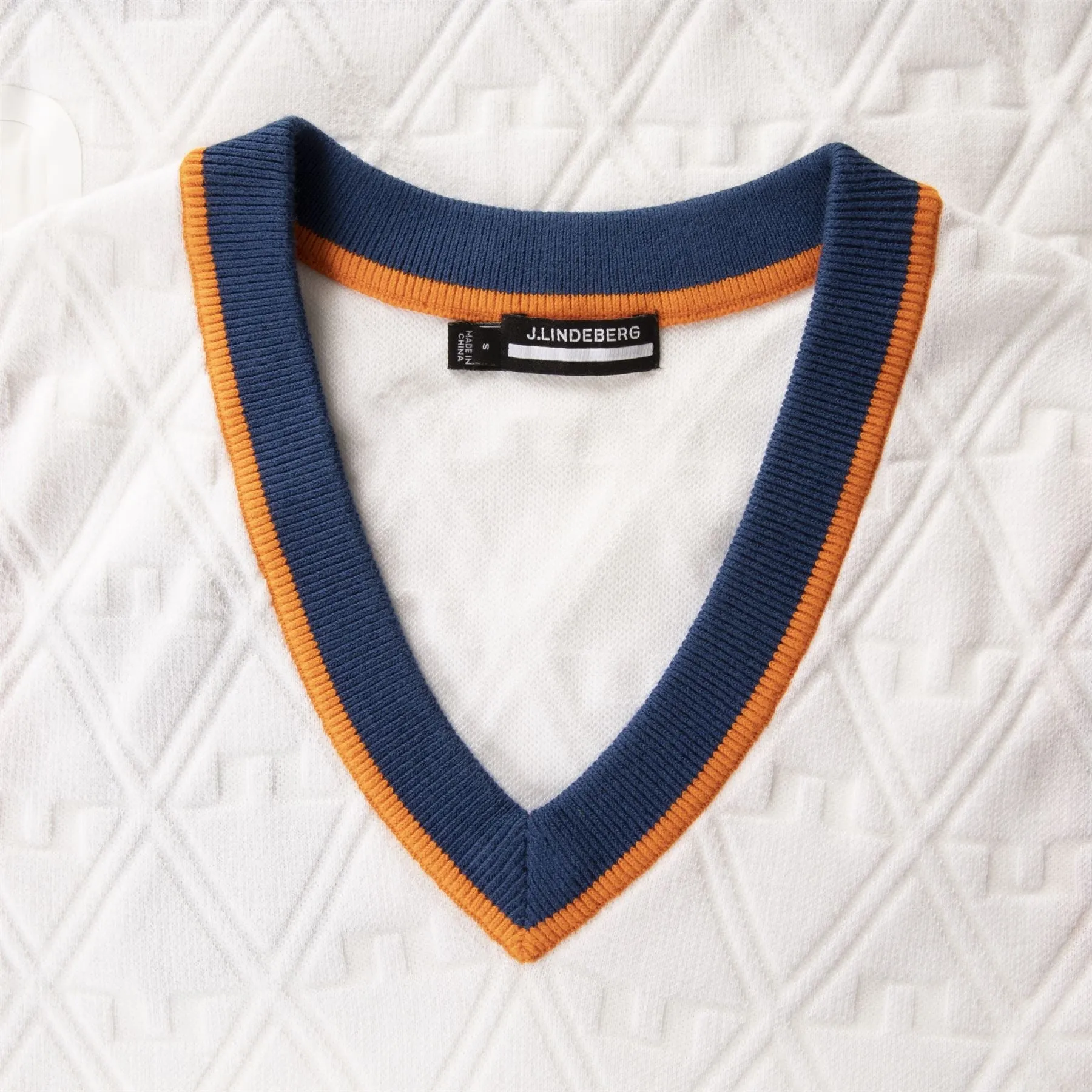 Finely Knitted Vest White