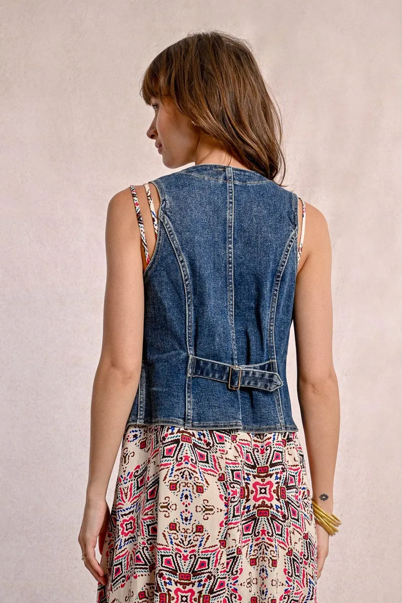 FITTED DENIM JACKET