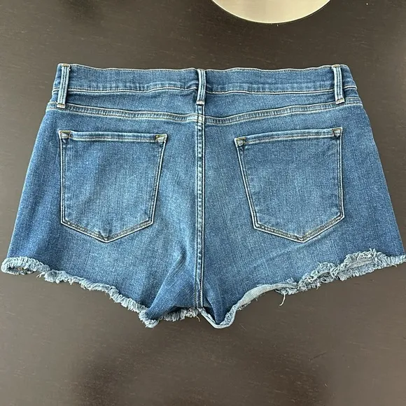 Frame Le Cutoff Jean Shorts