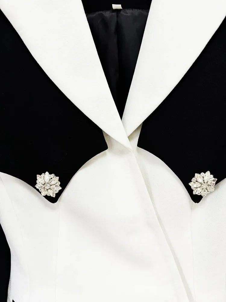 Fusion Designed Jacket Women' Slim Fitting Rhinestone Diamonds Buttons Block Blazer