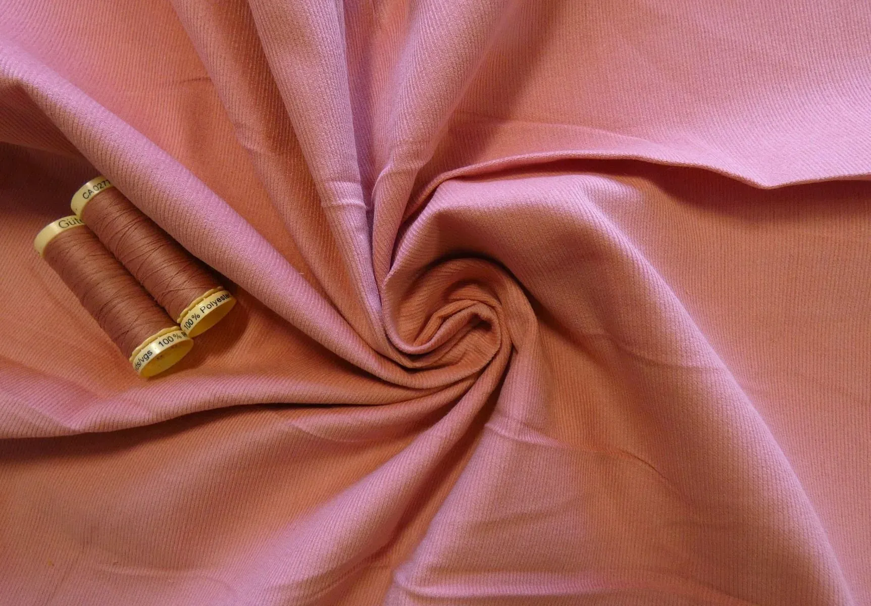 Glasgow - 21 Wale Needlecord - Salmon Pink