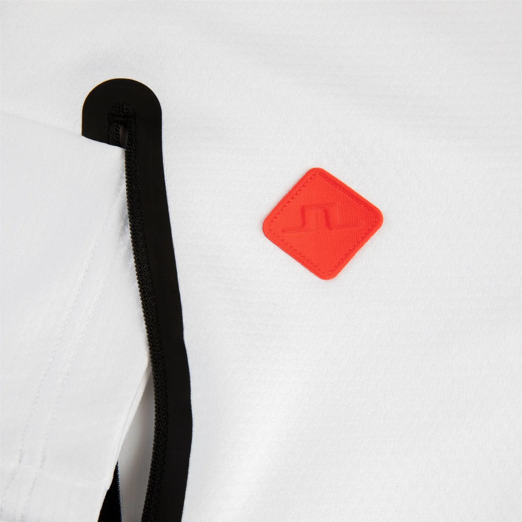 Highlands Mid Layer White