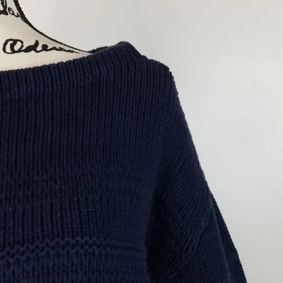 HOUSE of HARLOW 1960 ▪︎ Women's Cropped Sweater in Navy Blue, Size Med. Like New