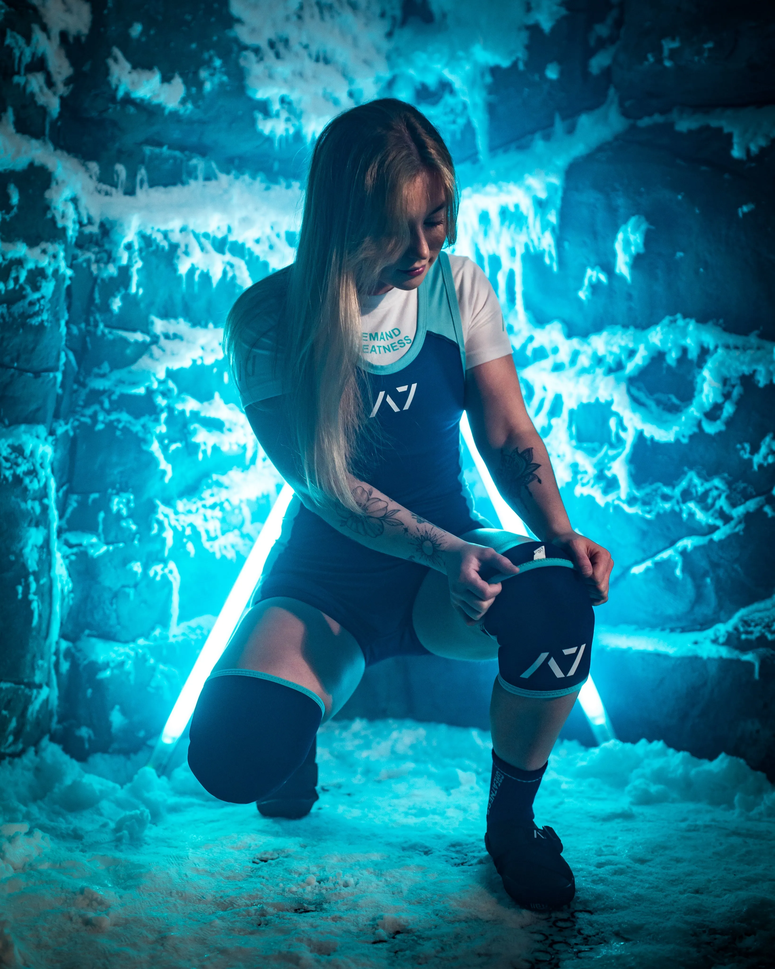 Iced Stiff CONE Knee Sleeves - IPF Approved