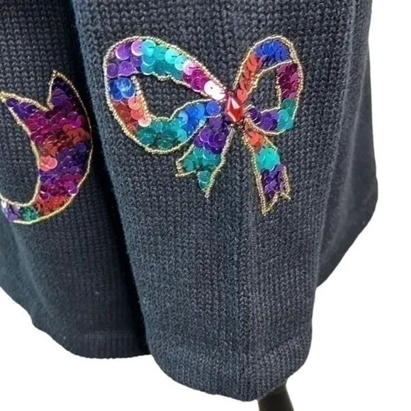 Karen Scott Women’s Vintage Sequin and Jewel Black Sweater Size Large