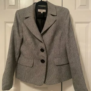 Kasper Jackets and Coats - Freshly Dry Cleaned