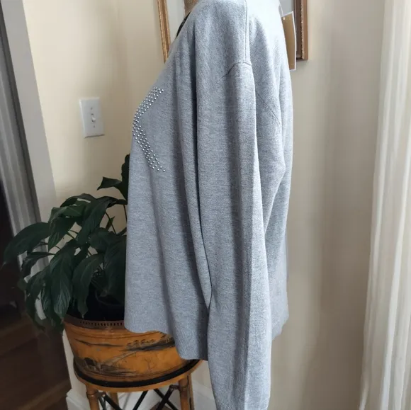 Michael Kors Women's Knit Top Sweaters Size XL Colors Gray Cristal Studded Logo