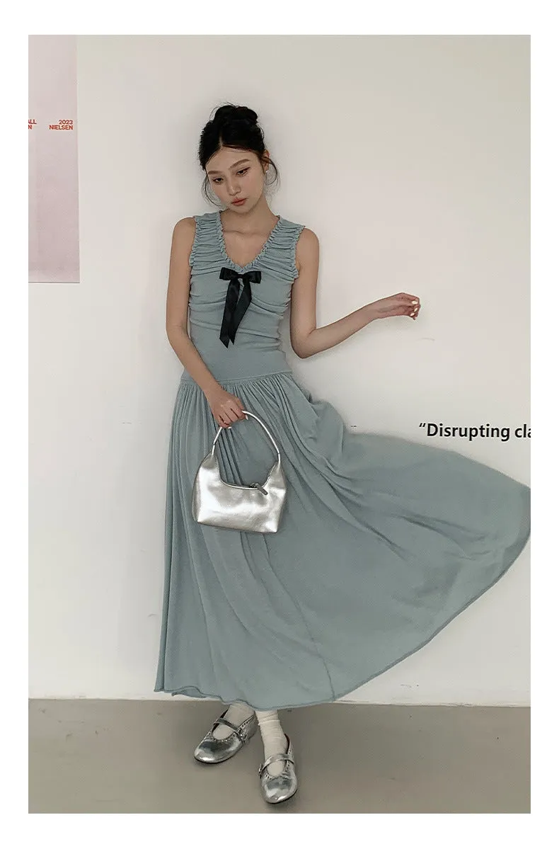 Oversized draping skirt
