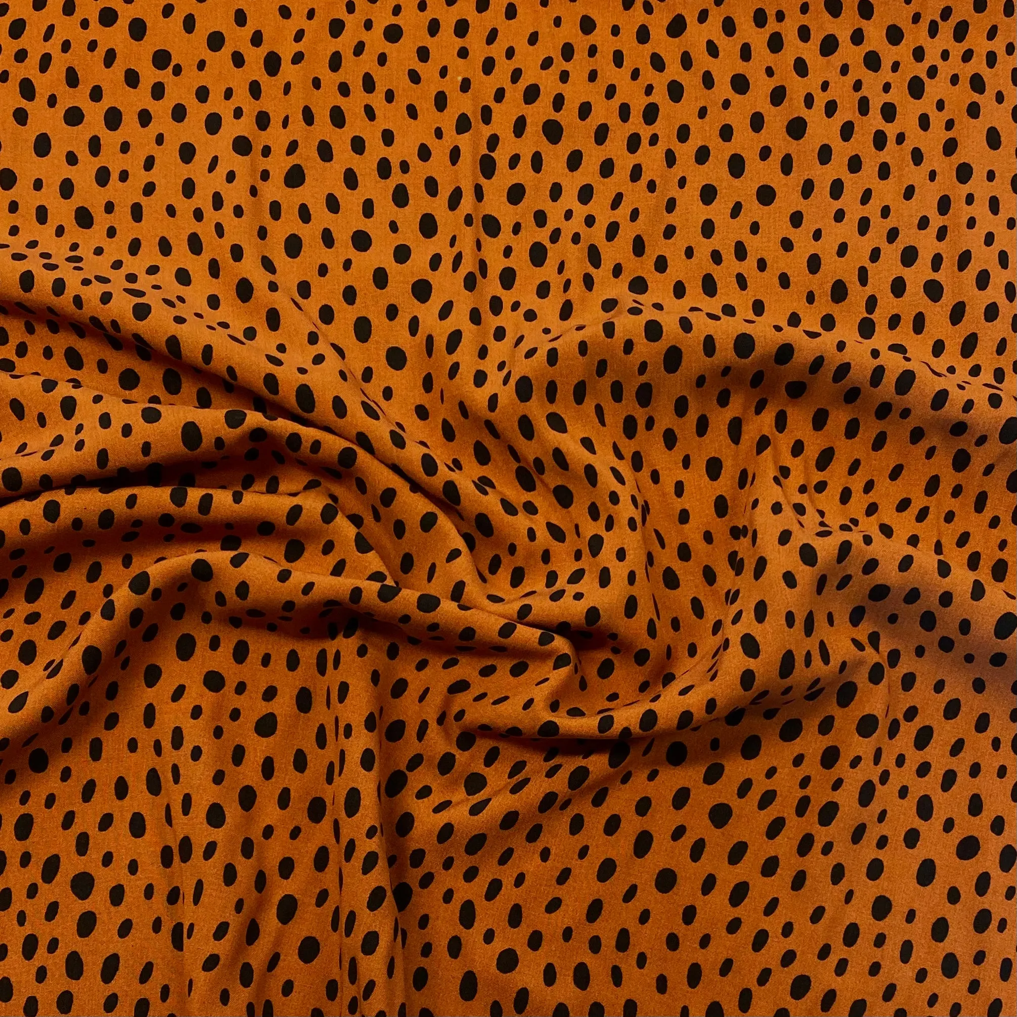Radiant Spot Viscose : Hazel