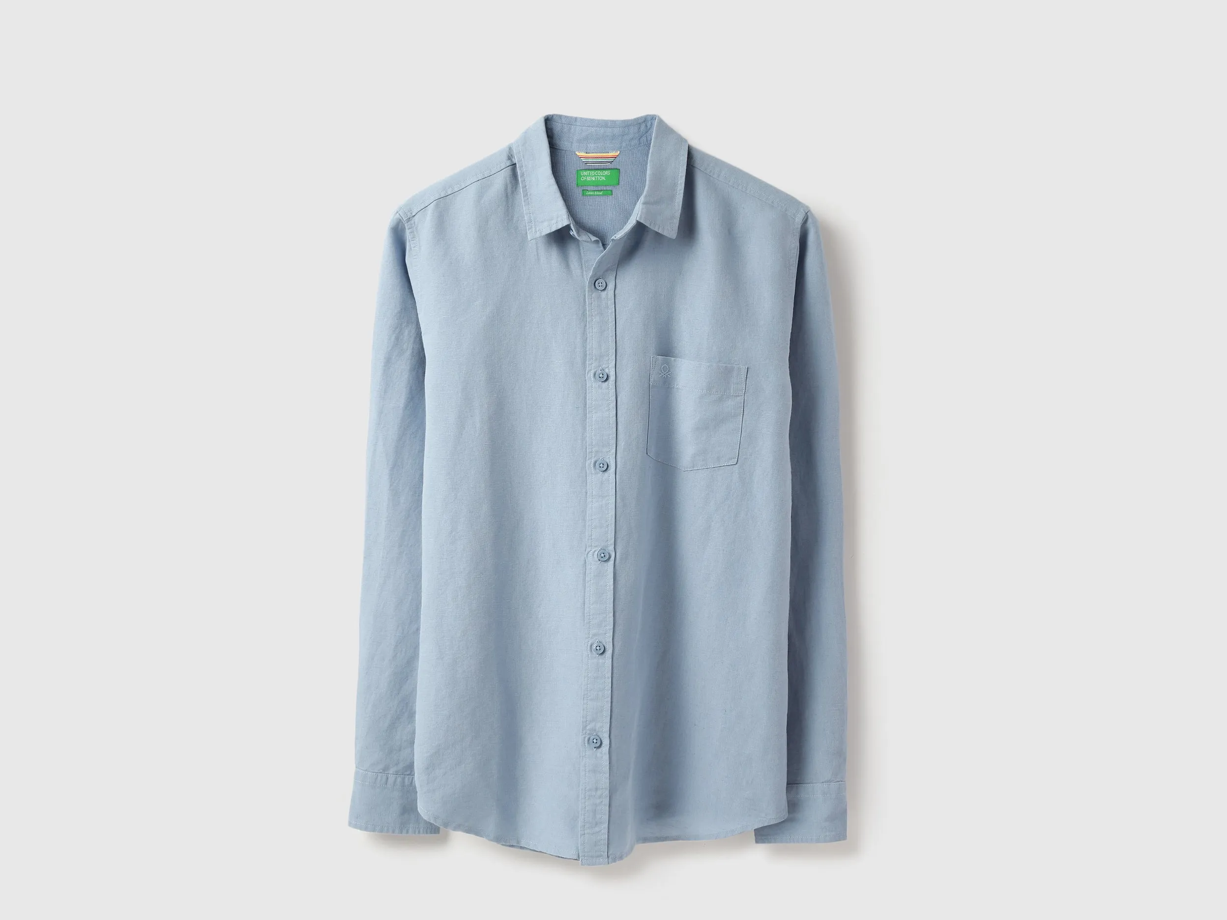 Regular Fit Spread Collar Solid Shirt