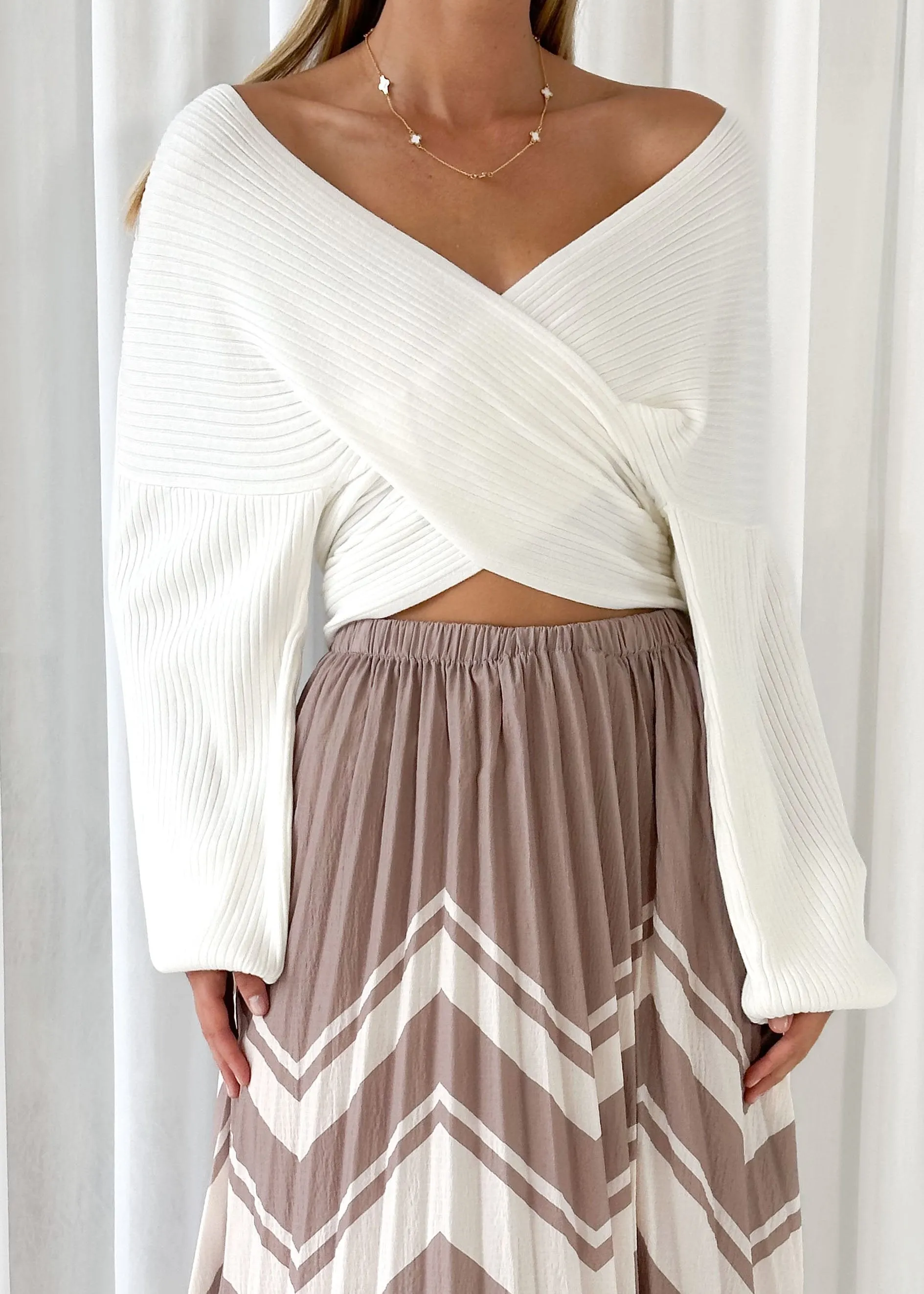 Sandrilla Cropped Sweater - Off White