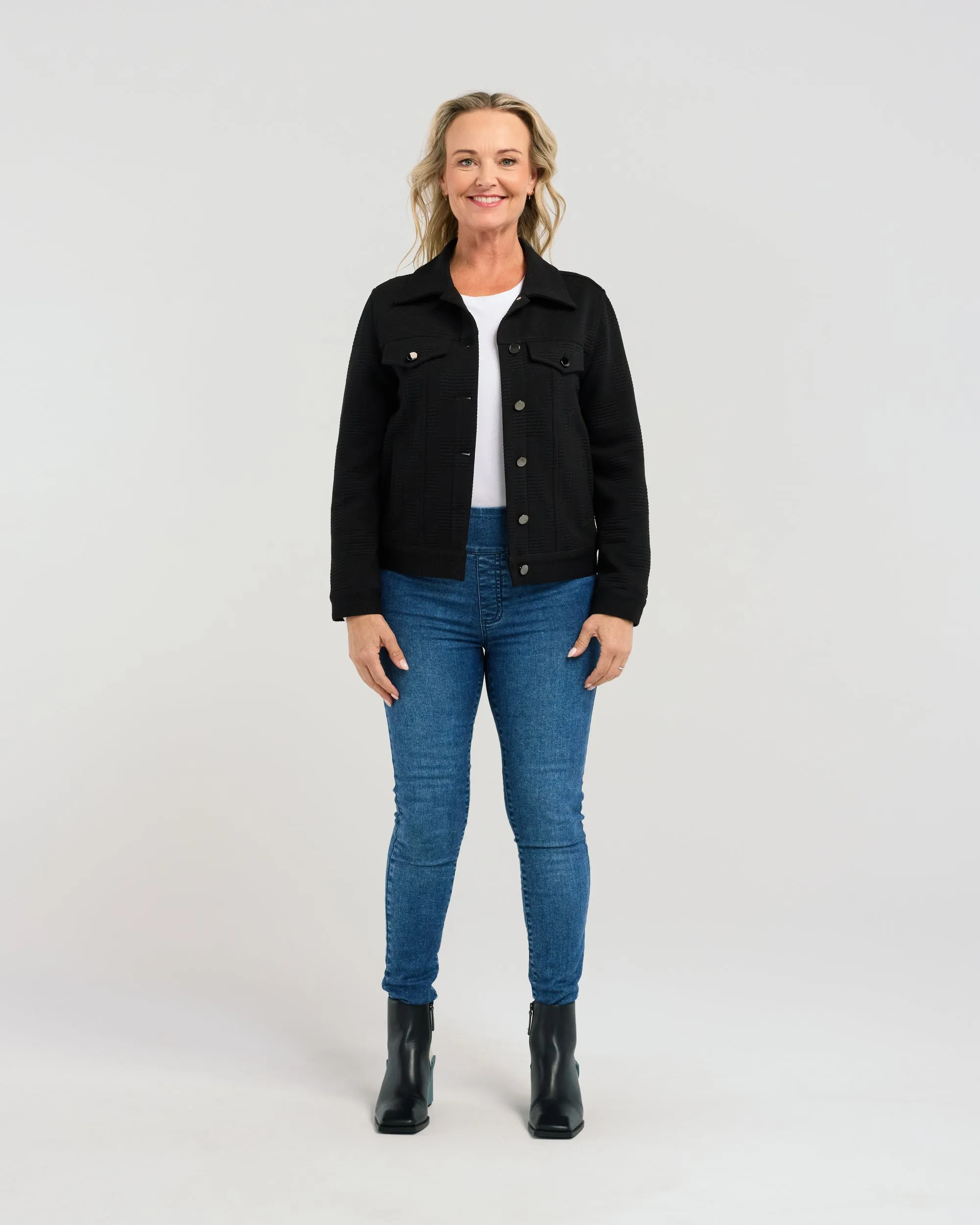 Savannah Jacket 	Black Waves