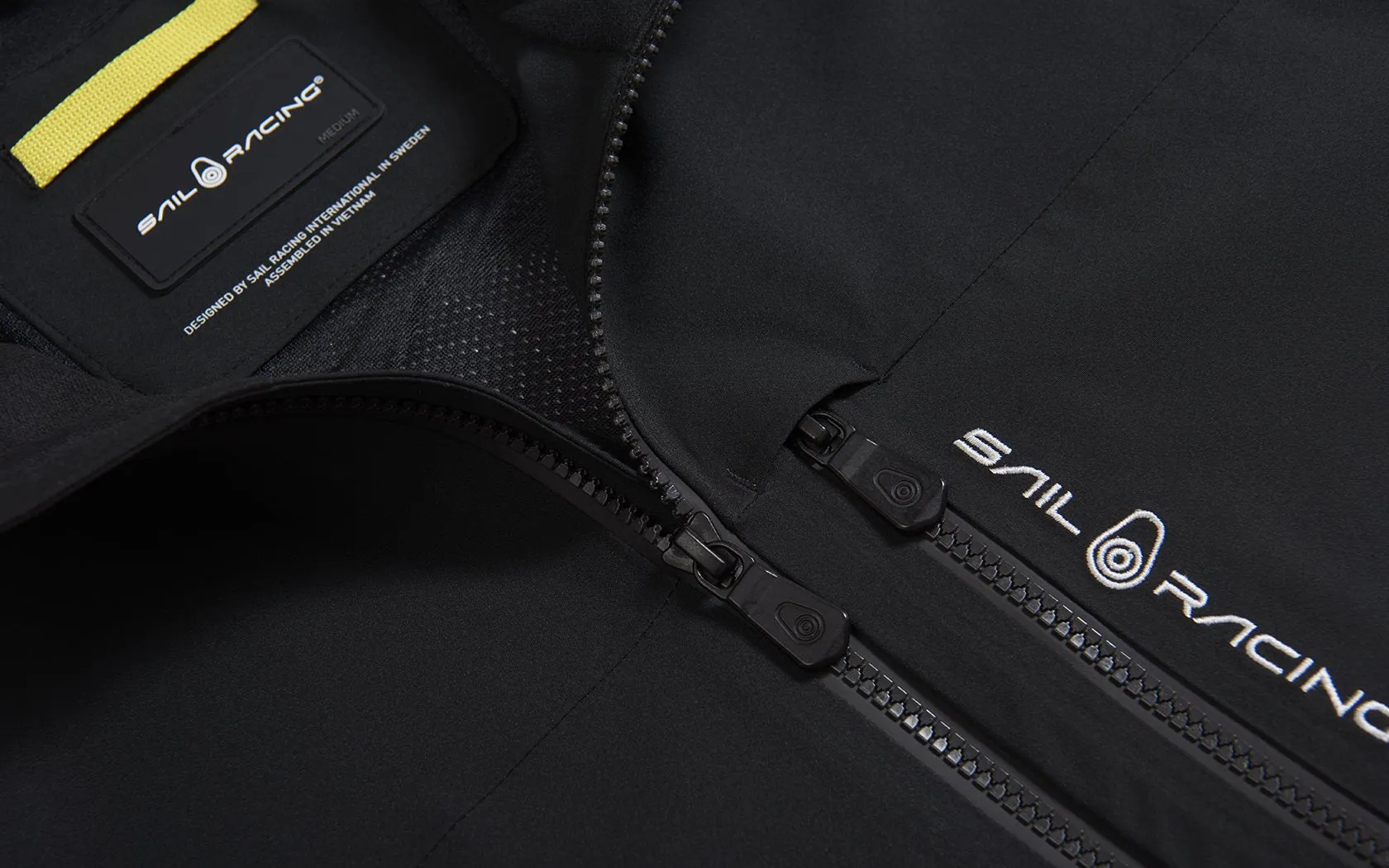 SGSC SPRAY JACKET