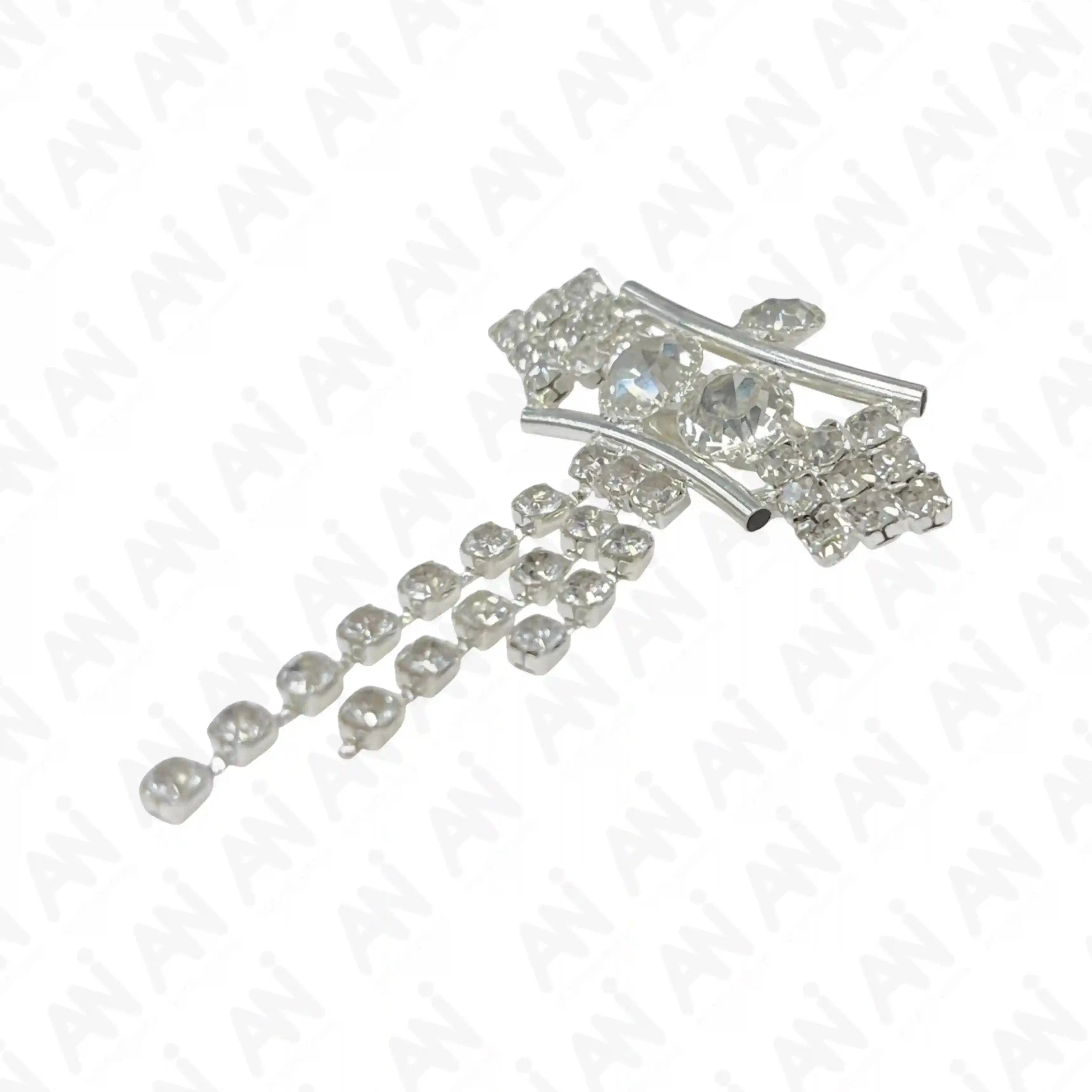 Shiny Silver Rhinestone & Crystal Brooch for Enhance Fashion