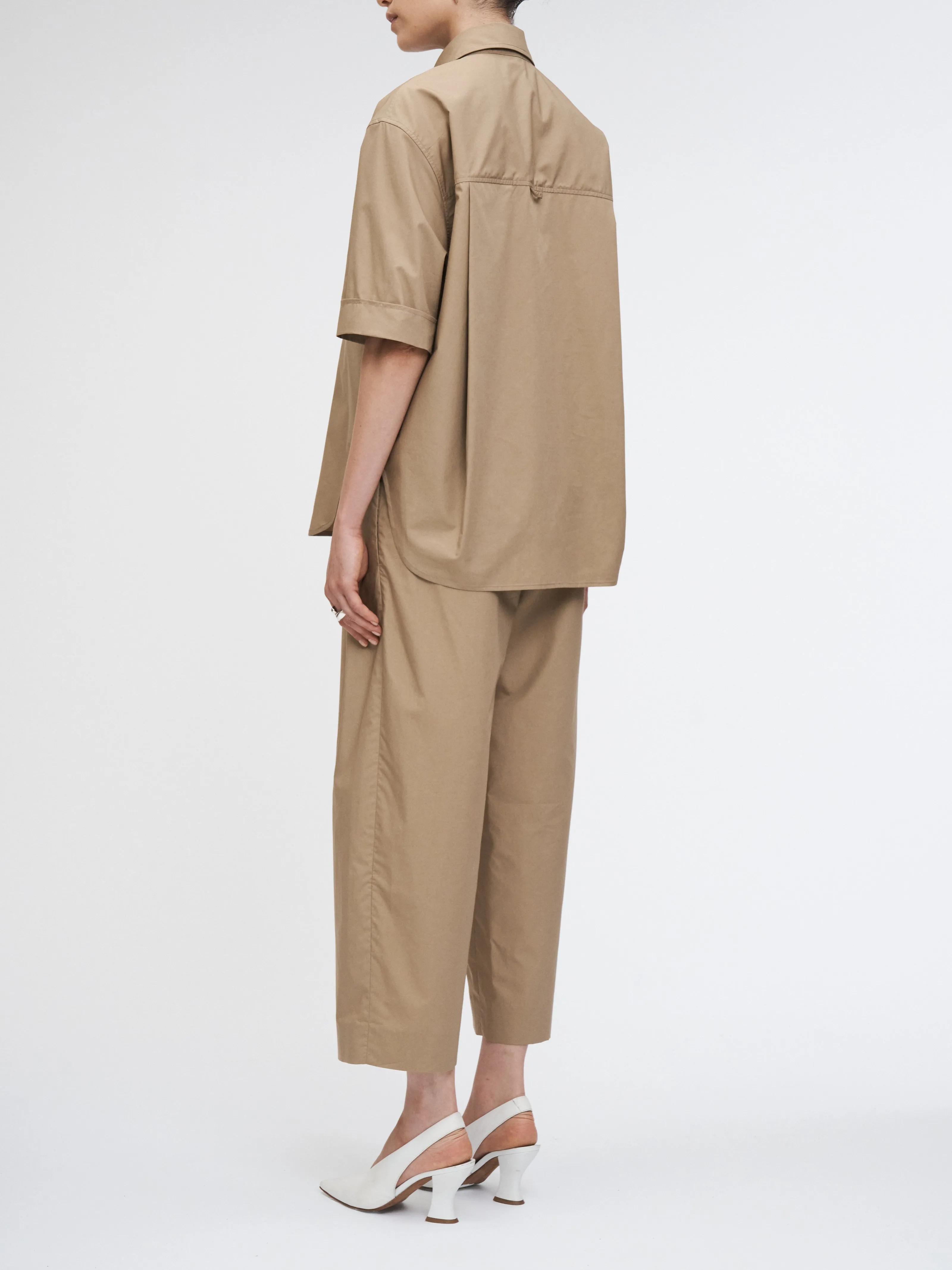 Short Sleeve Oversized Shirt in Walnut