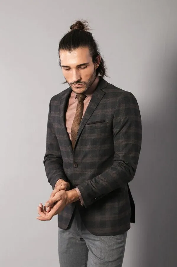 Slimfit Plaid Wool Blazer - Wessi