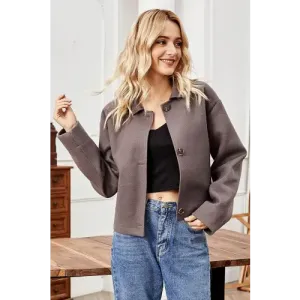Stylish Collared Neck Jacket for the Modern Woman