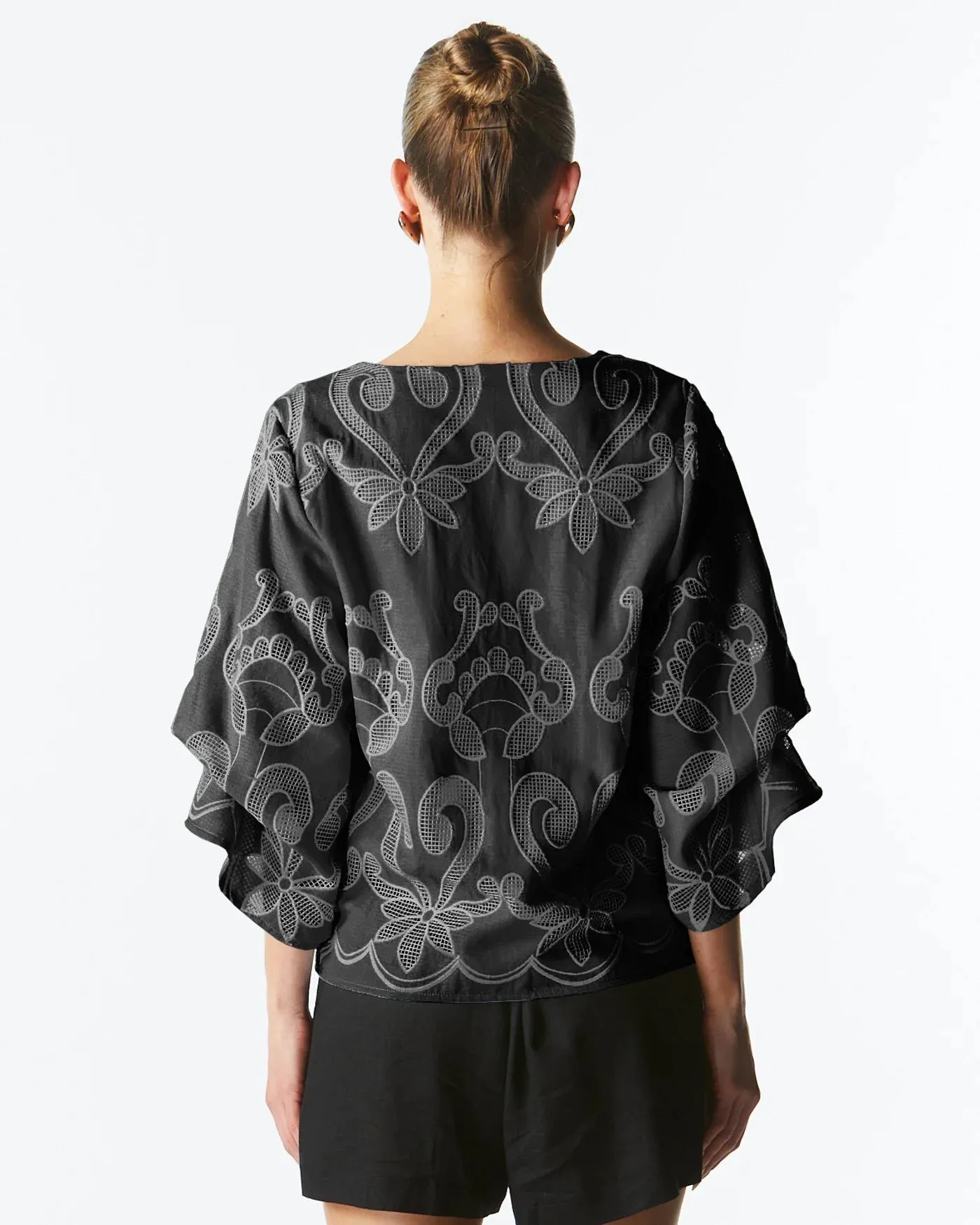 The Avenue Top