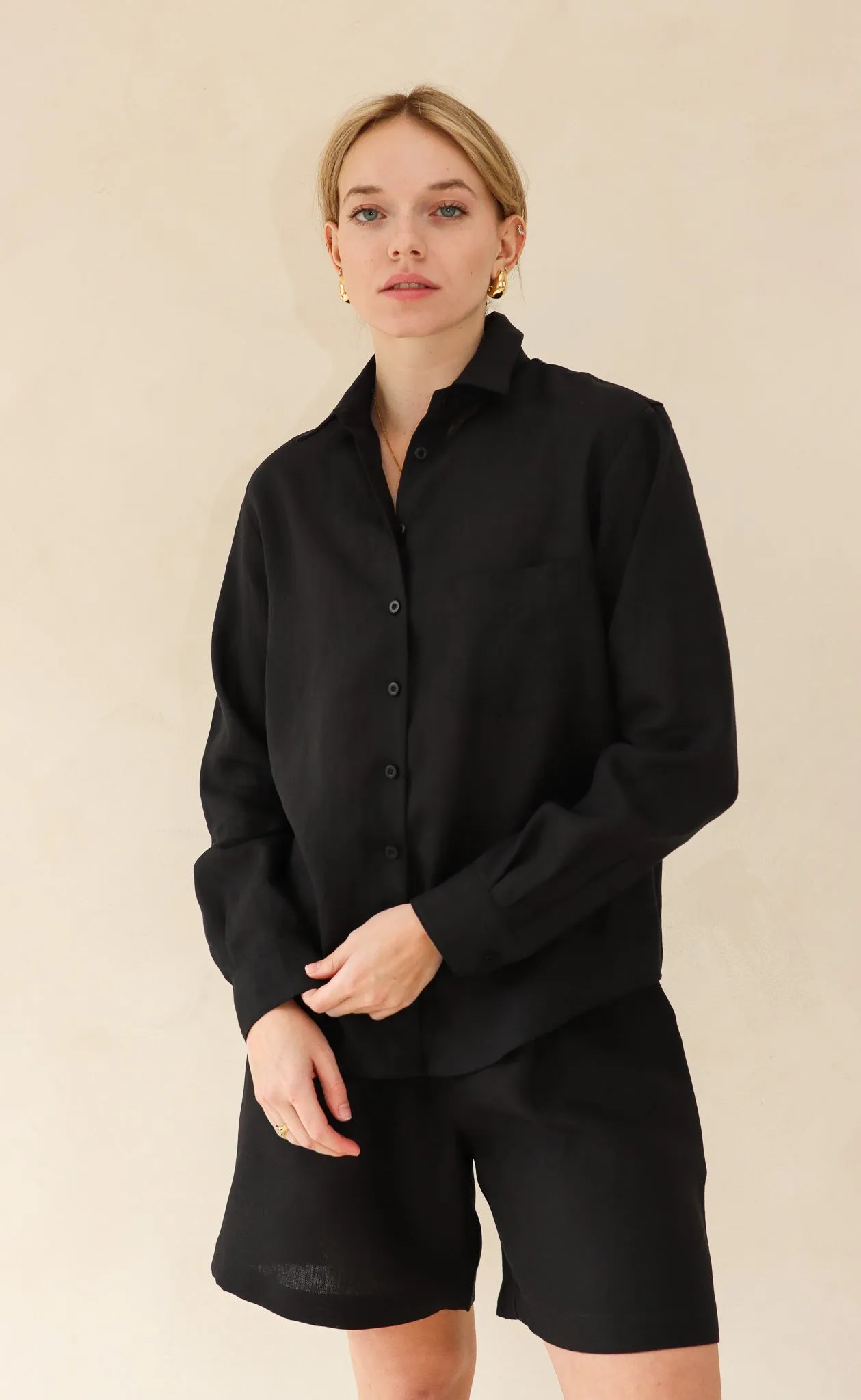 The Friend - Proper Fit - Black 100% Linen