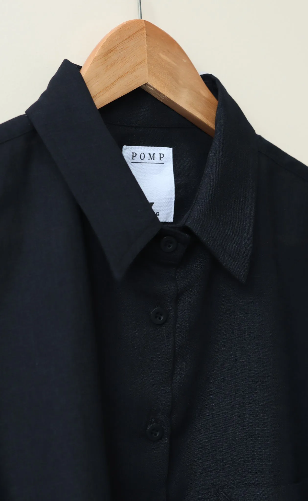 The Friend - Proper Fit - Black 100% Linen