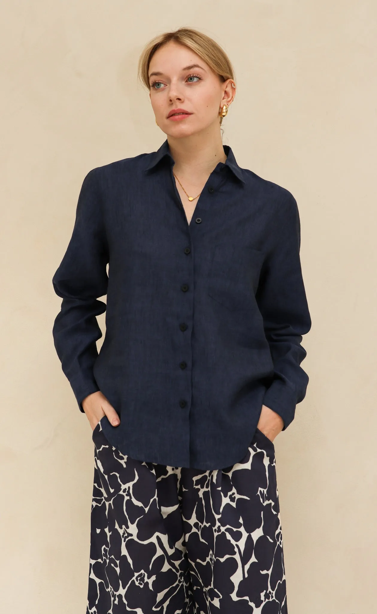 The Friend - Proper Fit - Deep Navy 100% Linen