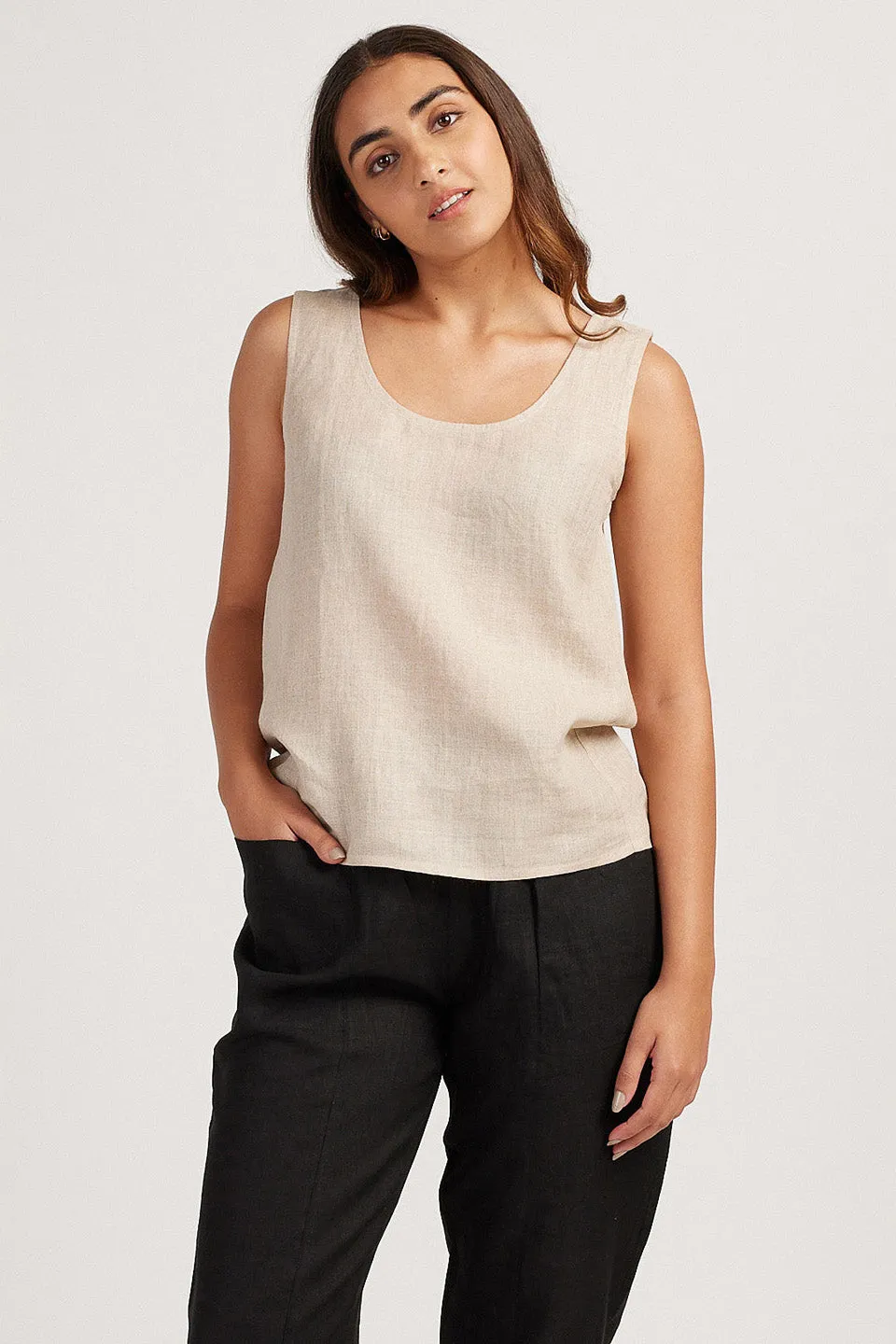 The Linen Round Neck Tank