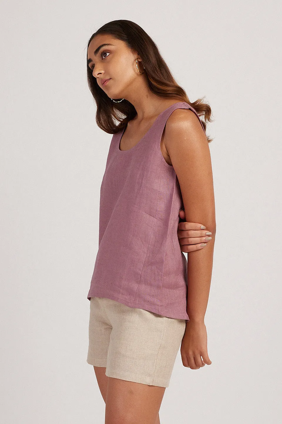 The Linen Round Neck Tank
