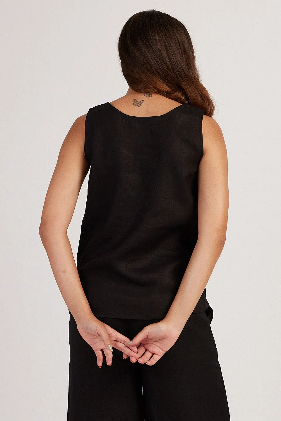 The Linen Round Neck Tank