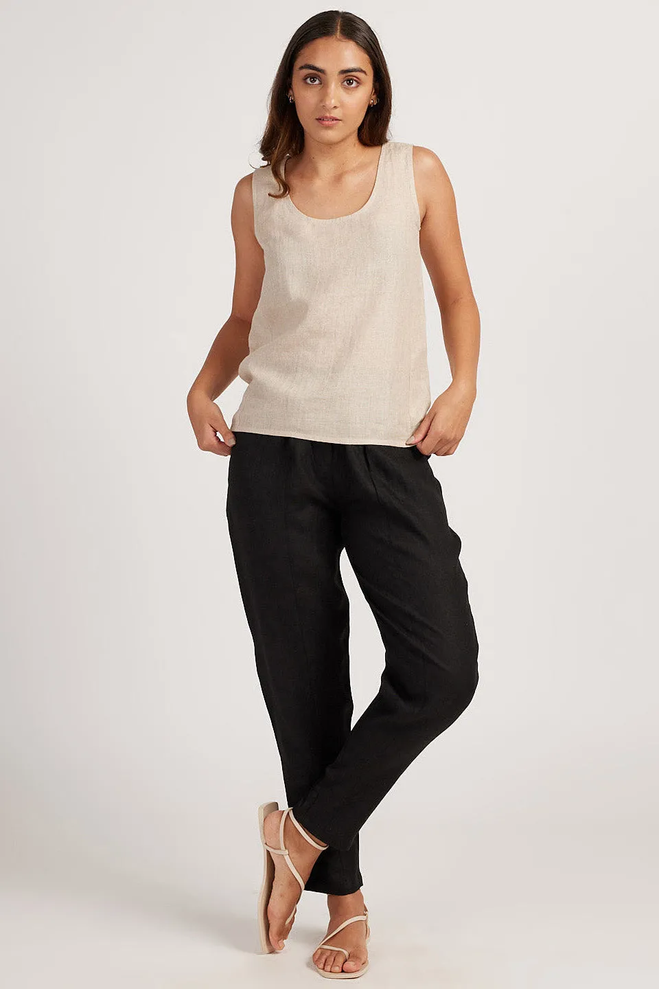 The Linen Round Neck Tank