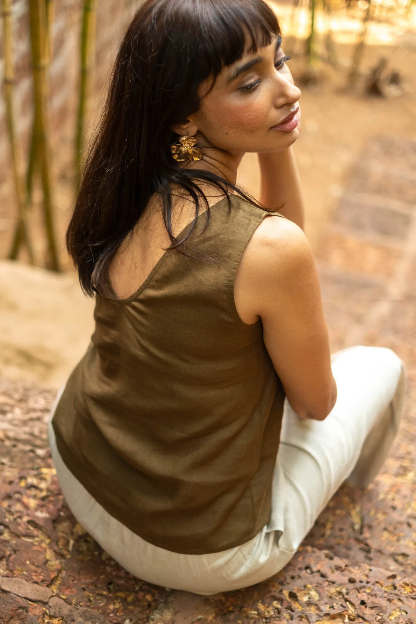 The Linen V Neck Tank