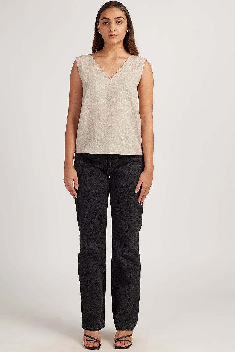 The Linen V Neck Tank