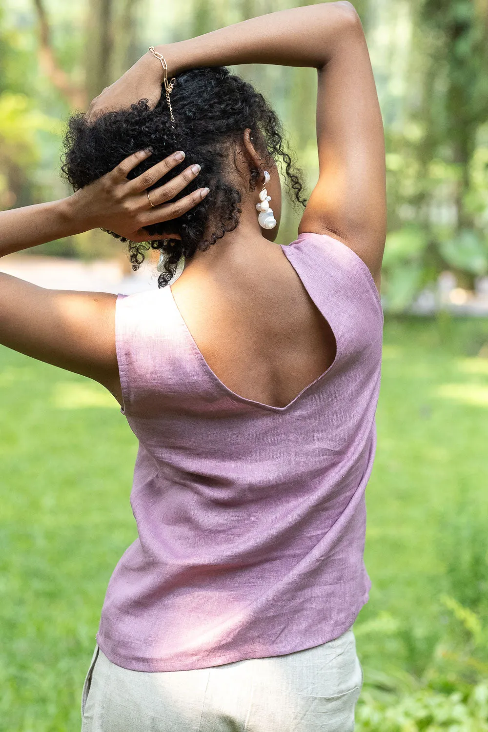 The Linen V Neck Tank