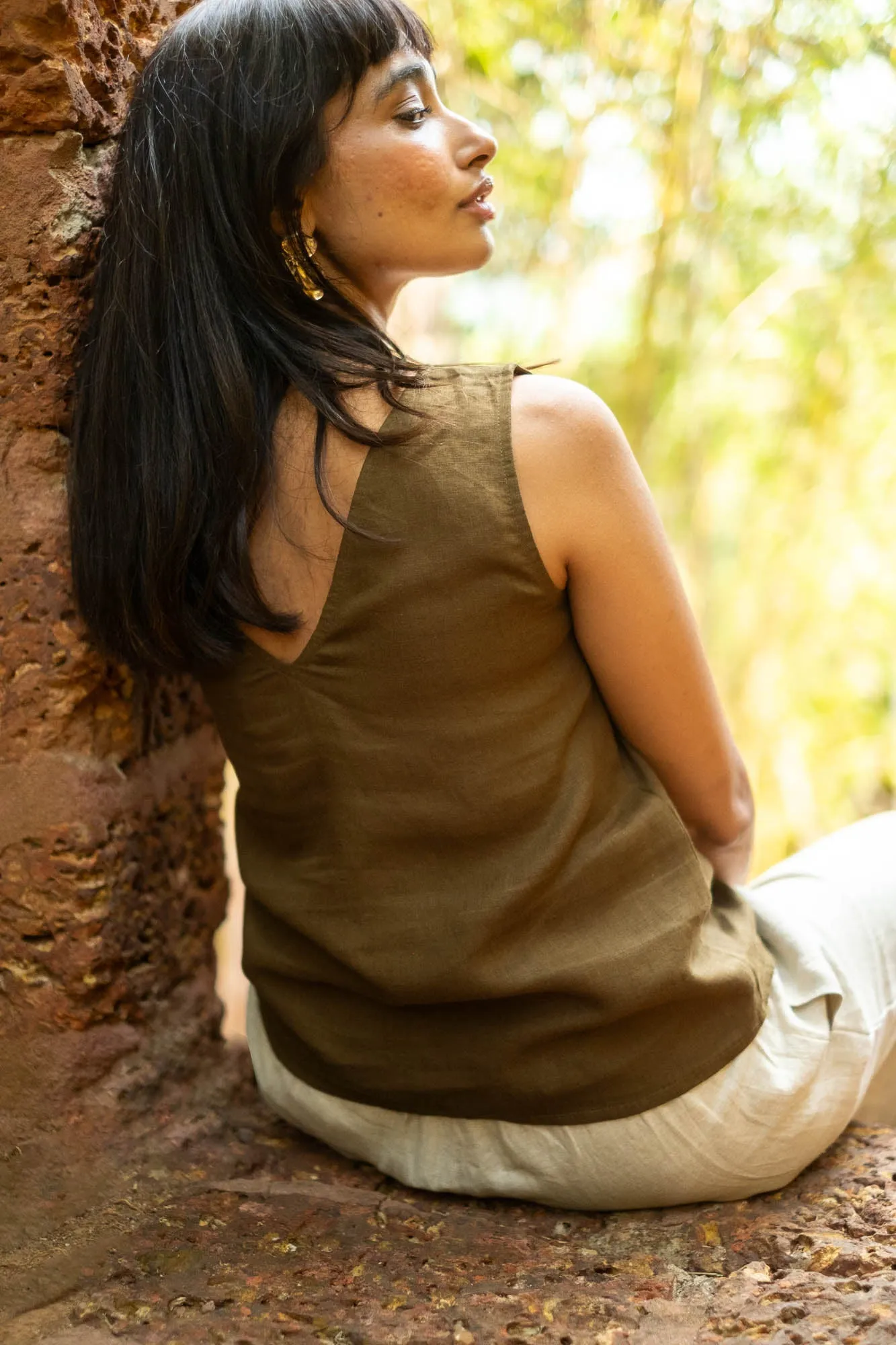 The Linen V Neck Tank