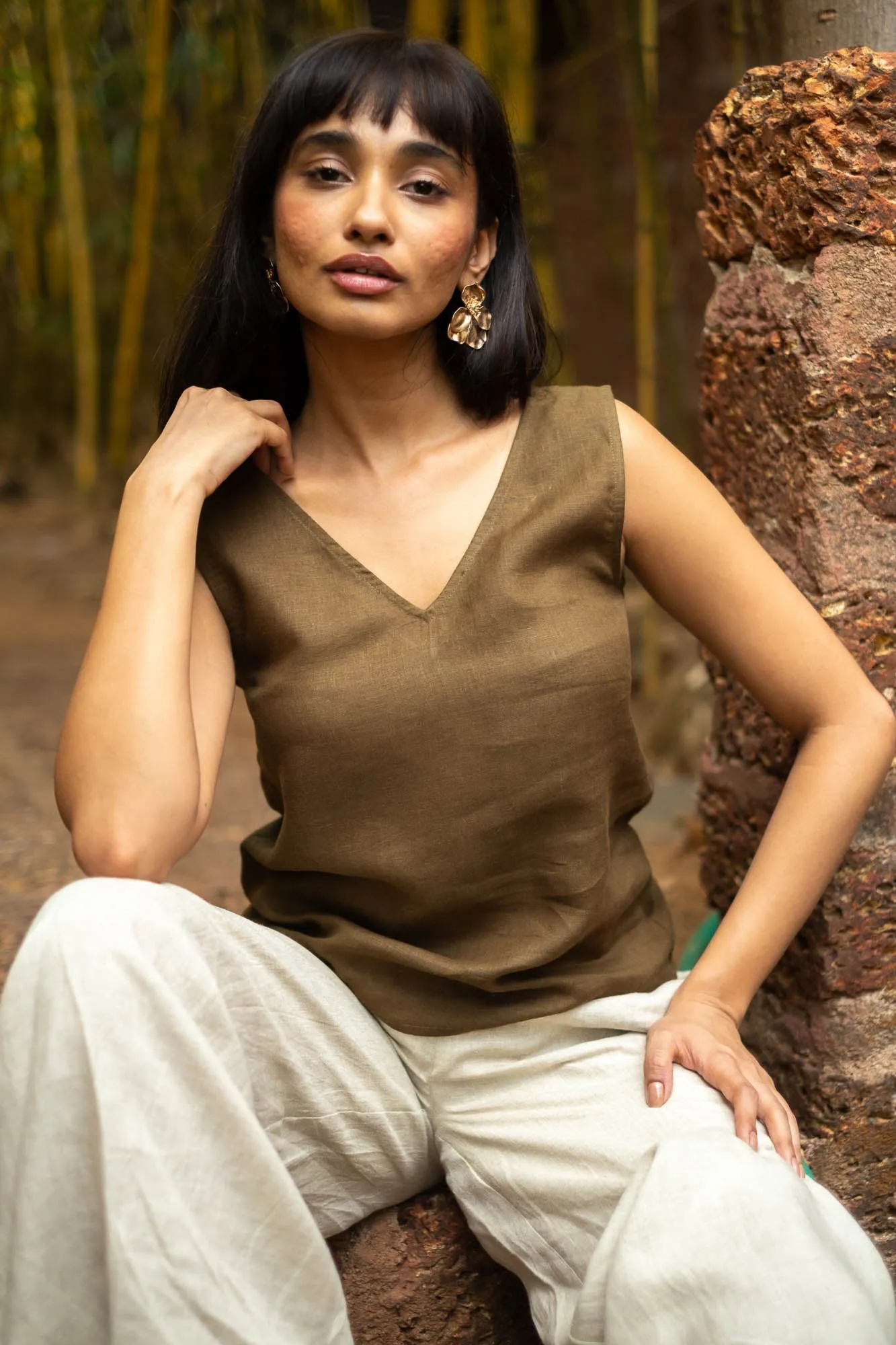 The Linen V Neck Tank
