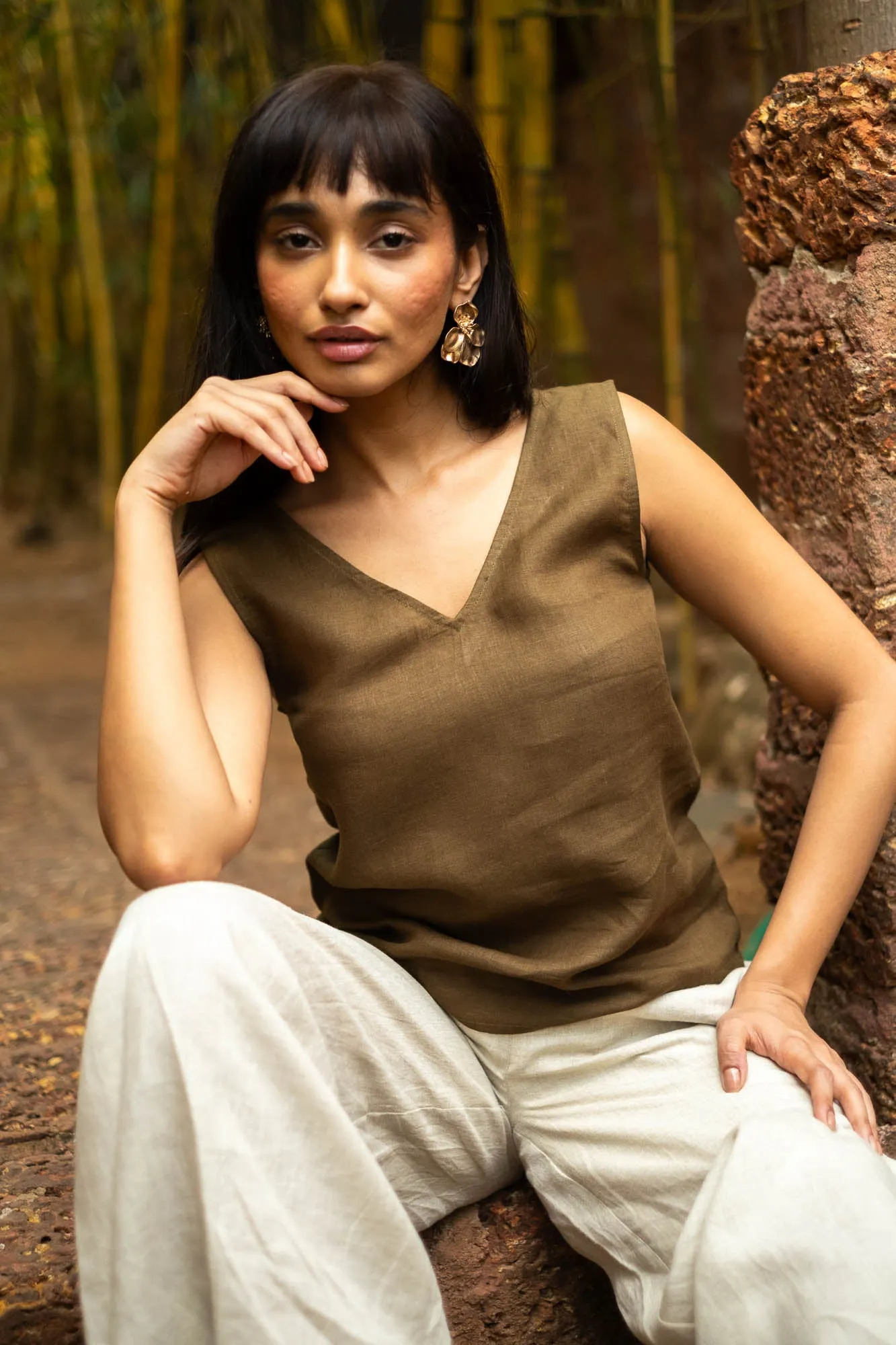 The Linen V Neck Tank